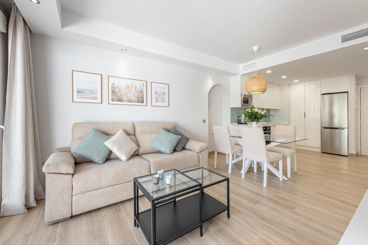 Brandnew Apartment By The Beach Marbella Buitenkant foto